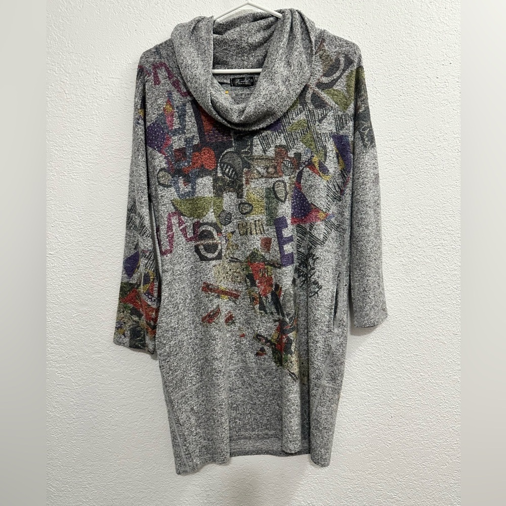 Inoah Womens Top Small Gray Colorful Abstract Oversized Stretch Cowl Neck Artsy